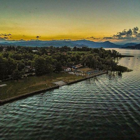 Ritratto Sul Lago ドルメッレット エクステリア 写真