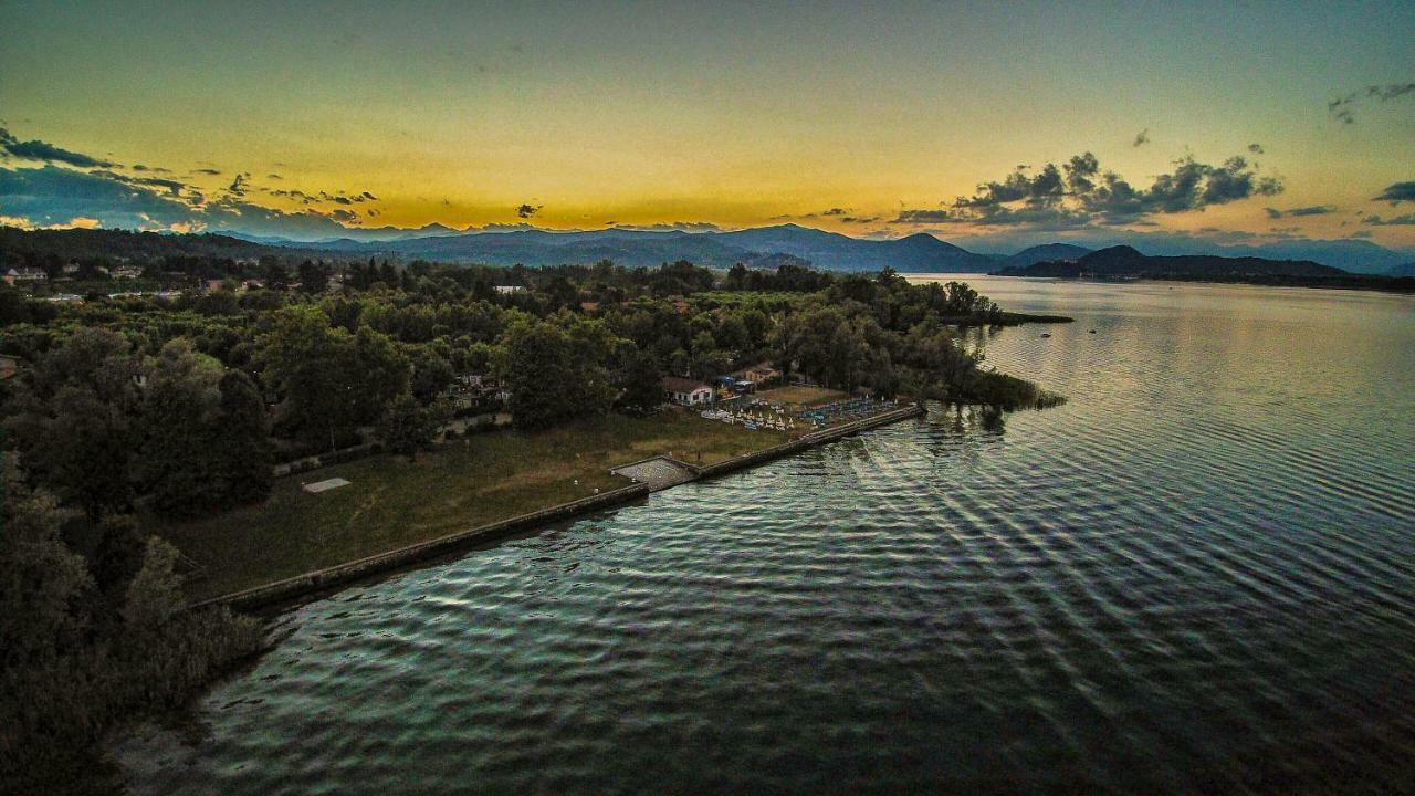 Ritratto Sul Lago ドルメッレット エクステリア 写真